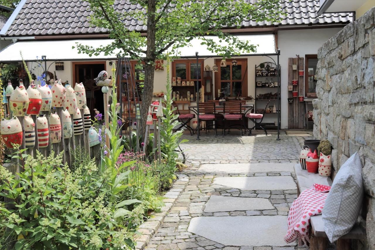 Schoene Ferienwohnung Vor Den Toren Pullman Citys Zwei Aicha vorm Wald Exterior photo