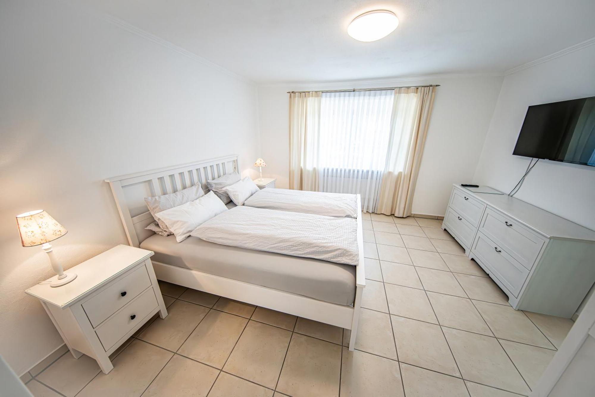 Schoene Ferienwohnung Vor Den Toren Pullman Citys Zwei Aicha vorm Wald Exterior photo
